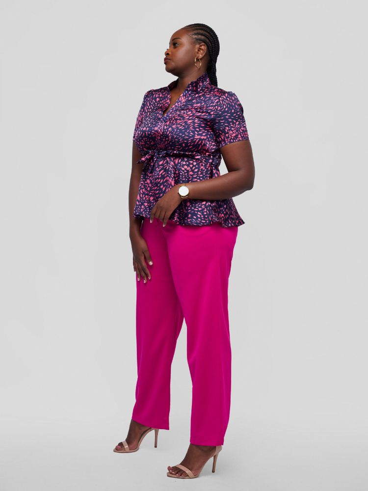 Short sleeve V-Neck peplum blouse