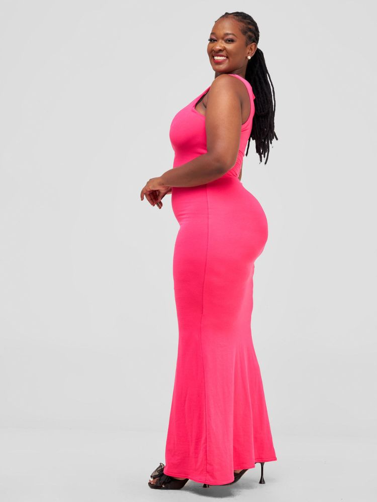 chic sleeveless maxi dress, featuring an elegant rounded neckline, double-layered construction, and a bold color-block panel at the bottom.